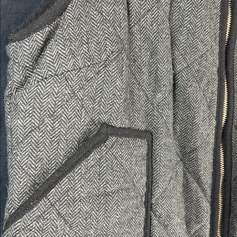41 Hawthorn Charcoal Quilted Women's Vest 10% Wool | Size Large - Picture 3 of 5